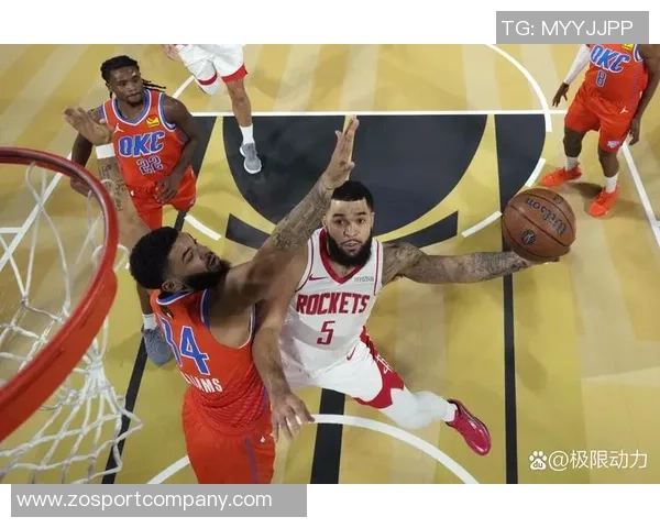 沃尔什全场最高前场板助力球队表现出色14分11板成关键球员