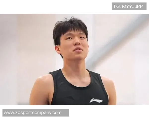 解说：尽管常规赛中杨瀚森面临挑战但我依然看好他的未来表现