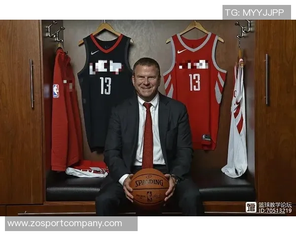 阿尔巴即将退役与妻子育有三子同时担任业余球队老板之一