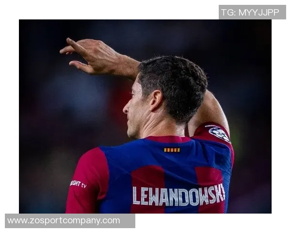 克鲁伊维特称若为巴萨主帅将续约莱万一年看重其经验与能力